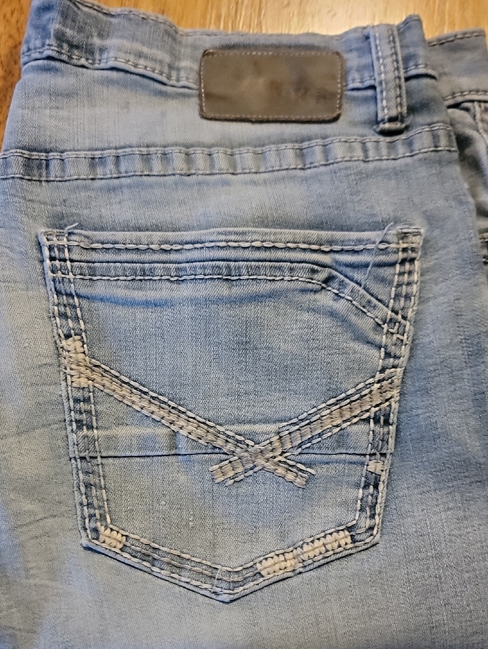 BKE Men's Light Blue Denim Jeans with Contrast Pocket Stitching